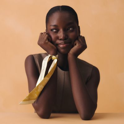 スカーフリング 《Hシュヴァル》 - イエロー | Hermès - エルメス-公式